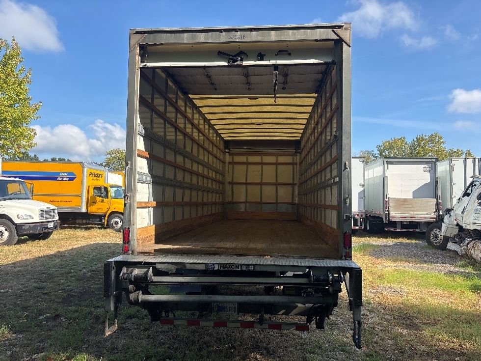 Medium Duty Box Truck-Light and Medium Duty Trucks-International-2021-MV607-Poplar Bluff-MO-332,040\n\t\tmiles-$ 12,000 - Image 8