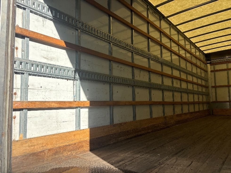 Medium Duty Box Truck-Light and Medium Duty Trucks-International-2021-MV607-Poplar Bluff-MO-332,040\n\t\tmiles-$ 12,000 - Image 11