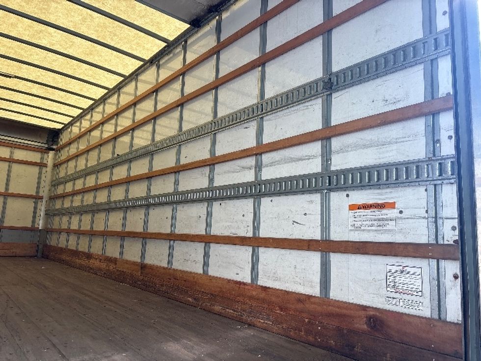 Medium Duty Box Truck-Light and Medium Duty Trucks-International-2021-MV607-Poplar Bluff-MO-332,040\n\t\tmiles-$ 12,000 - Image 12