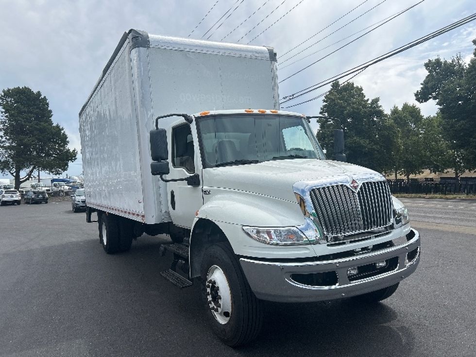 Medium Duty Box Truck-Light and Medium Duty Trucks-International-2021-MV607-Portland-OR-117,011\n\t\tmiles-$ 58,000 - Image 1