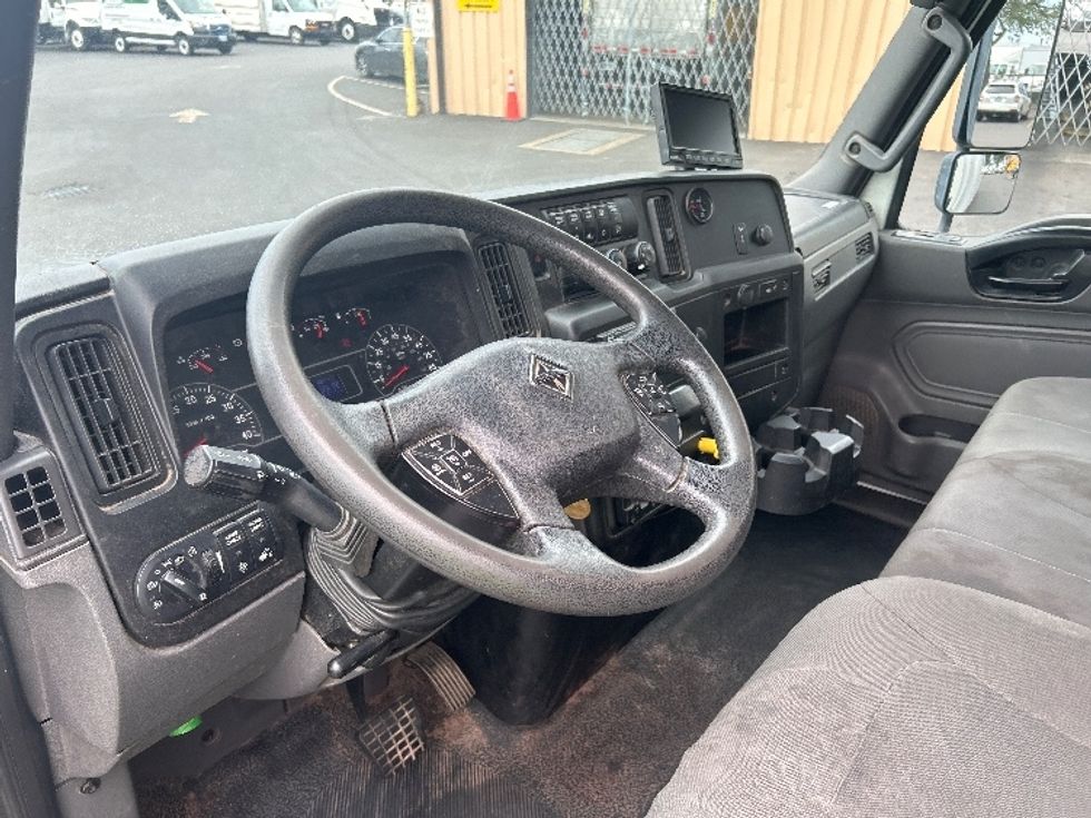 Medium Duty Box Truck-Light and Medium Duty Trucks-International-2021-MV607-Portland-OR-117,011\n\t\tmiles-$ 58,000 - Image 17