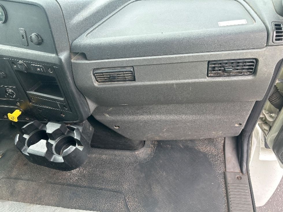 Medium Duty Box Truck-Light and Medium Duty Trucks-International-2021-MV607-Portland-OR-117,011\n\t\tmiles-$ 58,000 - Image 21