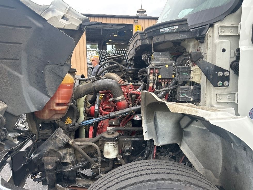 Medium Duty Box Truck-Light and Medium Duty Trucks-International-2021-MV607-Portland-OR-117,011\n\t\tmiles-$ 58,000 - Image 24