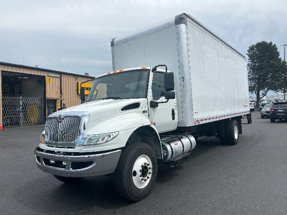 Medium Duty Box Truck-Light and Medium Duty Trucks-International-2021-MV607-Portland-OR-117,011\n\t\tmiles-$ 58,000 - Image 3