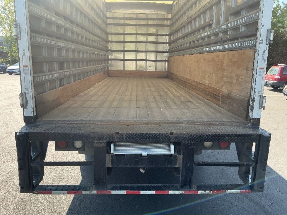 Medium Duty Box Truck-Light and Medium Duty Trucks-International-2021-MV607-Portland-OR-133,802\n\t\tmiles-$ 56,500 - Image 10