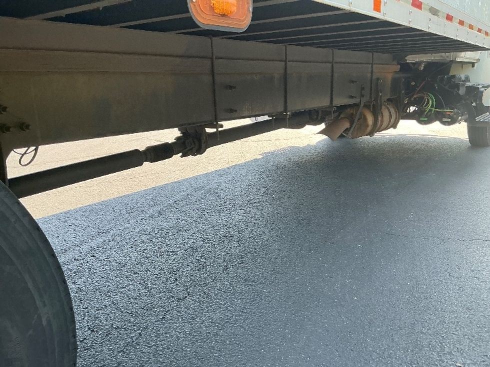 Medium Duty Box Truck-Light and Medium Duty Trucks-International-2021-MV607-Portland-OR-133,802\n\t\tmiles-$ 56,500 - Image 14