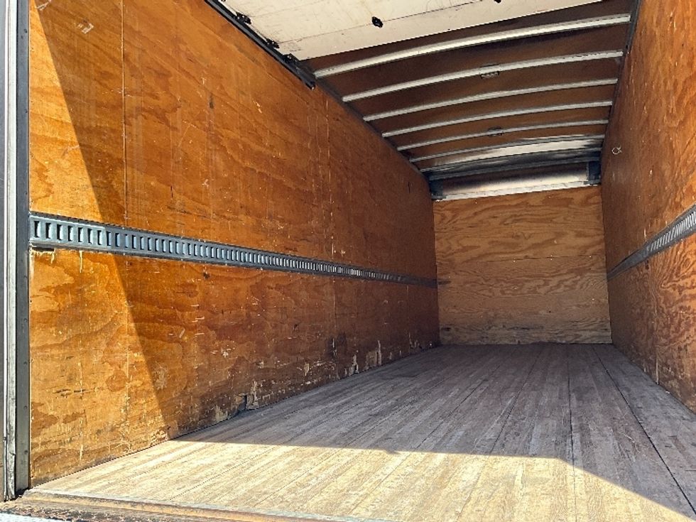 Medium Duty Box Truck-Light and Medium Duty Trucks-International-2021-MV607-Portland-OR-141,217\n\t\tmiles-$ 60,500 - Image 11