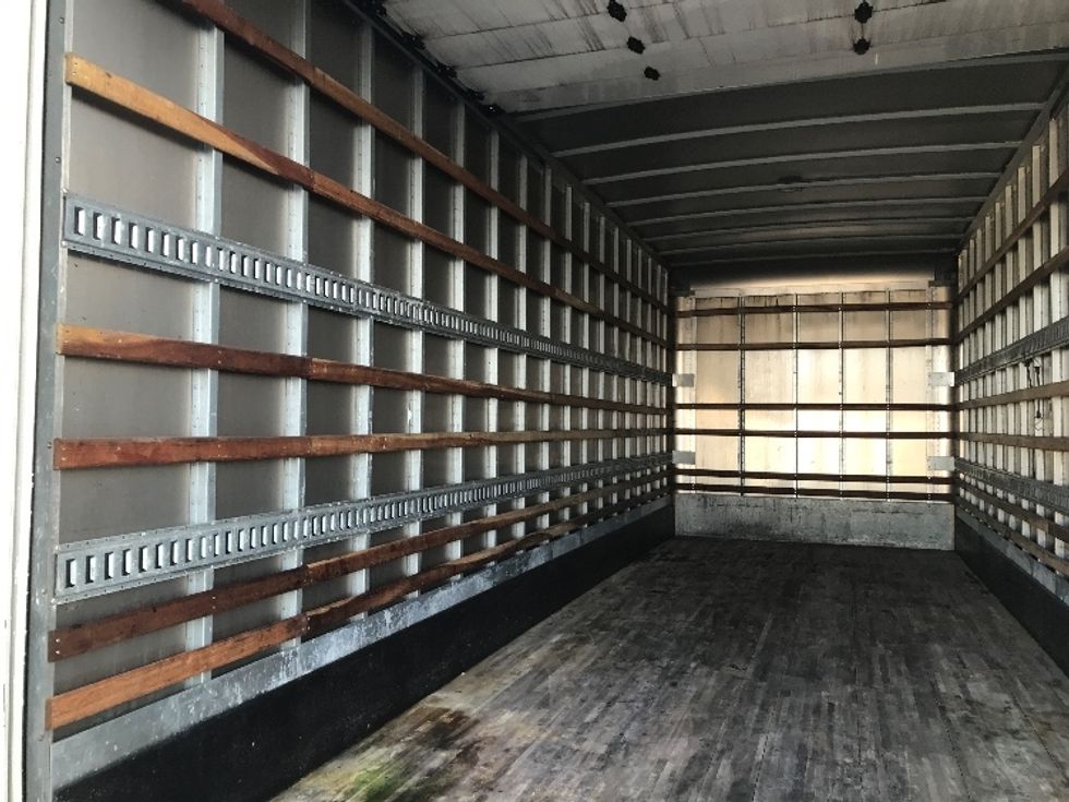 Medium Duty Box Truck-Light and Medium Duty Trucks-International-2021-MV607-Portland-OR-175,948\n\t\tmiles-$ 52,000 - Image 11