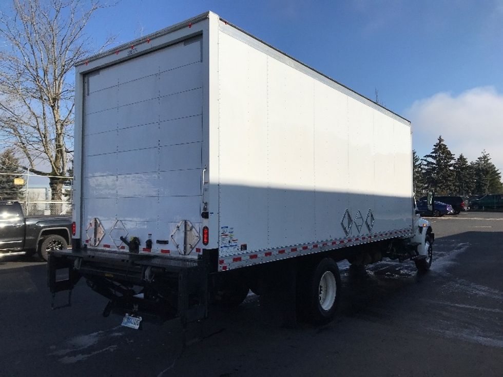 Medium Duty Box Truck-Light and Medium Duty Trucks-International-2021-MV607-Portland-OR-175,948\n\t\tmiles-$ 52,000 - Image 13