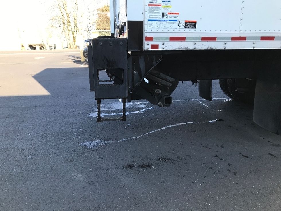 Medium Duty Box Truck-Light and Medium Duty Trucks-International-2021-MV607-Portland-OR-175,948\n\t\tmiles-$ 52,000 - Image 26
