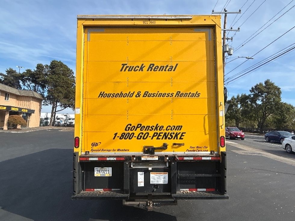 Medium Duty Box Truck-Light and Medium Duty Trucks-International-2021-MV607-Portland-OR-177,080\n\t\tmiles-$ 39,500 - Image 7