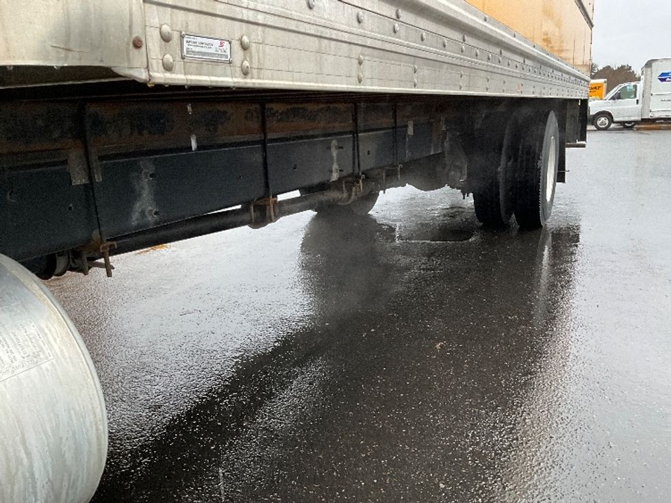 Medium Duty Box Truck-Light and Medium Duty Trucks-International-2021-MV607-Portland-OR-197,493\n\t\tmiles-$ 42,750 - Image 5