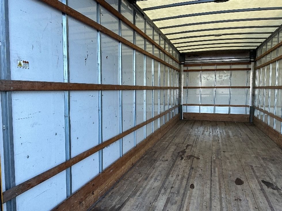 Medium Duty Box Truck-Light and Medium Duty Trucks-International-2021-MV607-Portland-OR-198,889\n\t\tmiles-$ 42,500 - Image 11
