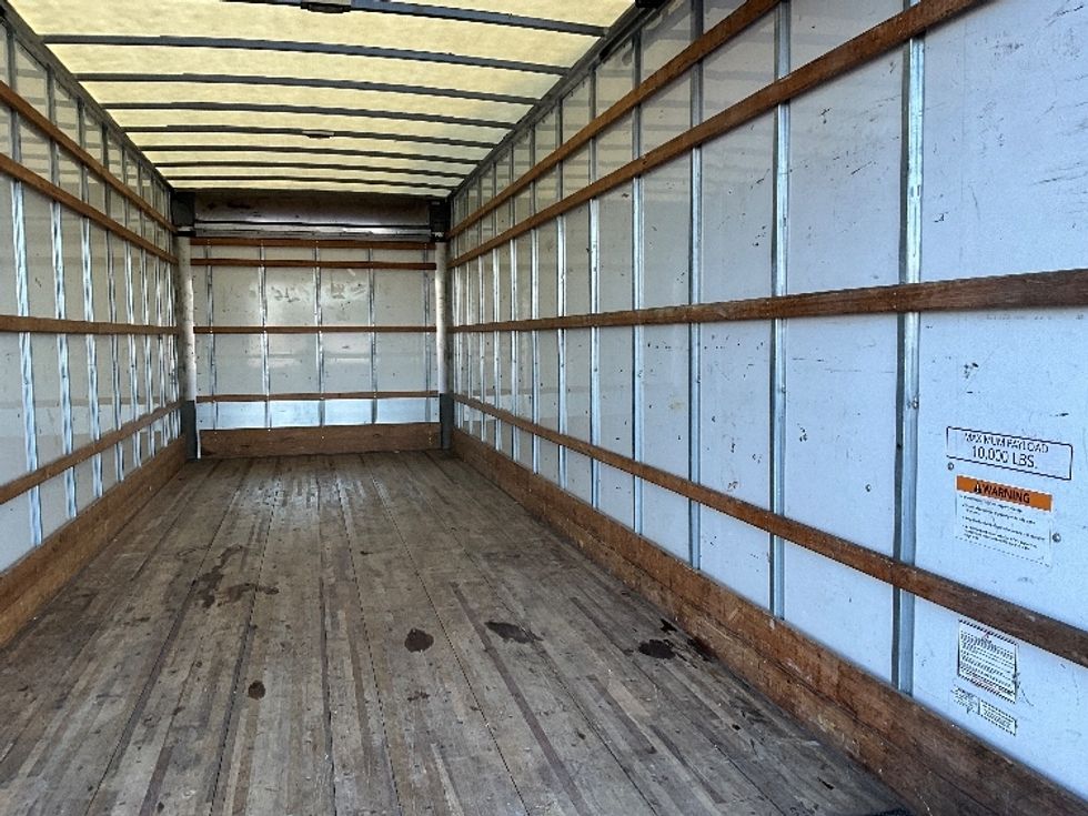 Medium Duty Box Truck-Light and Medium Duty Trucks-International-2021-MV607-Portland-OR-198,889\n\t\tmiles-$ 42,500 - Image 12