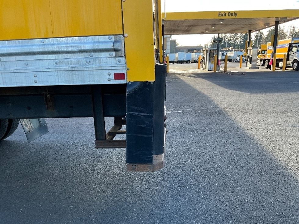 Medium Duty Box Truck-Light and Medium Duty Trucks-International-2021-MV607-Portland-OR-198,889\n\t\tmiles-$ 42,500 - Image 25