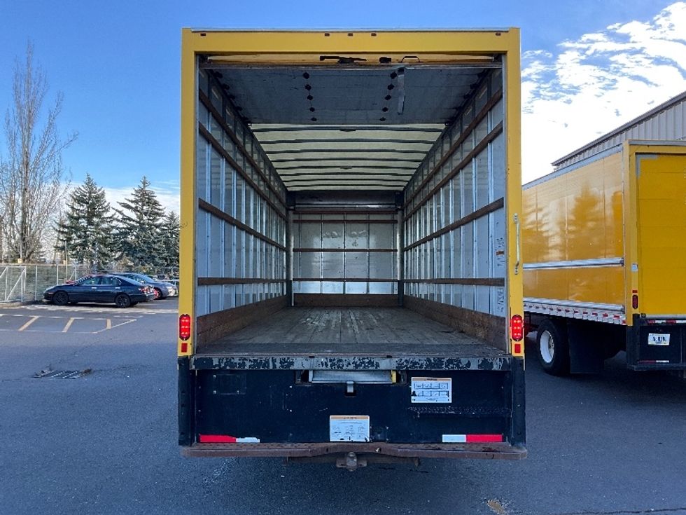 Medium Duty Box Truck-Light and Medium Duty Trucks-International-2021-MV607-Portland-OR-198,889\n\t\tmiles-$ 42,500 - Image 8