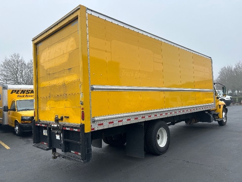 Medium Duty Box Truck-Light and Medium Duty Trucks-International-2021-MV607-Portland-OR-200,207\n\t\tmiles-$ 42,250 - Image 13
