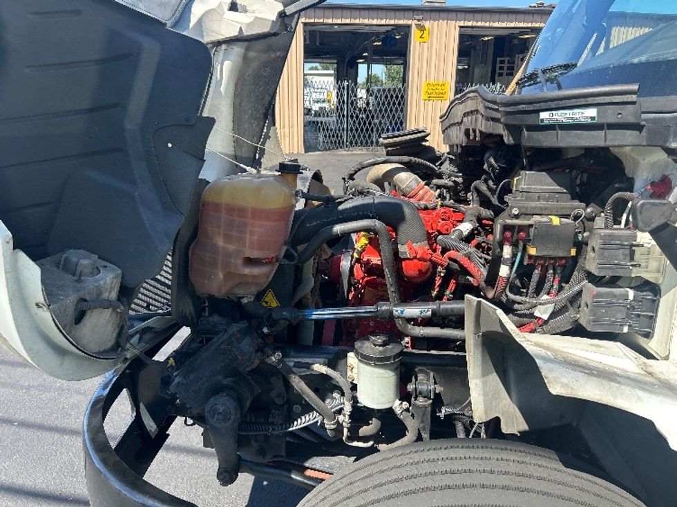 Medium Duty Box Truck-Light and Medium Duty Trucks-International-2021-MV607-Portland-OR-208,962\n\t\tmiles-$ 50,750 - Image 24