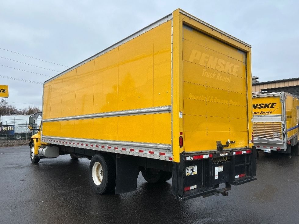 Medium Duty Box Truck-Light and Medium Duty Trucks-International-2021-MV607-Portland-OR-209,794\n\t\tmiles-$ 40,750 - Image 6