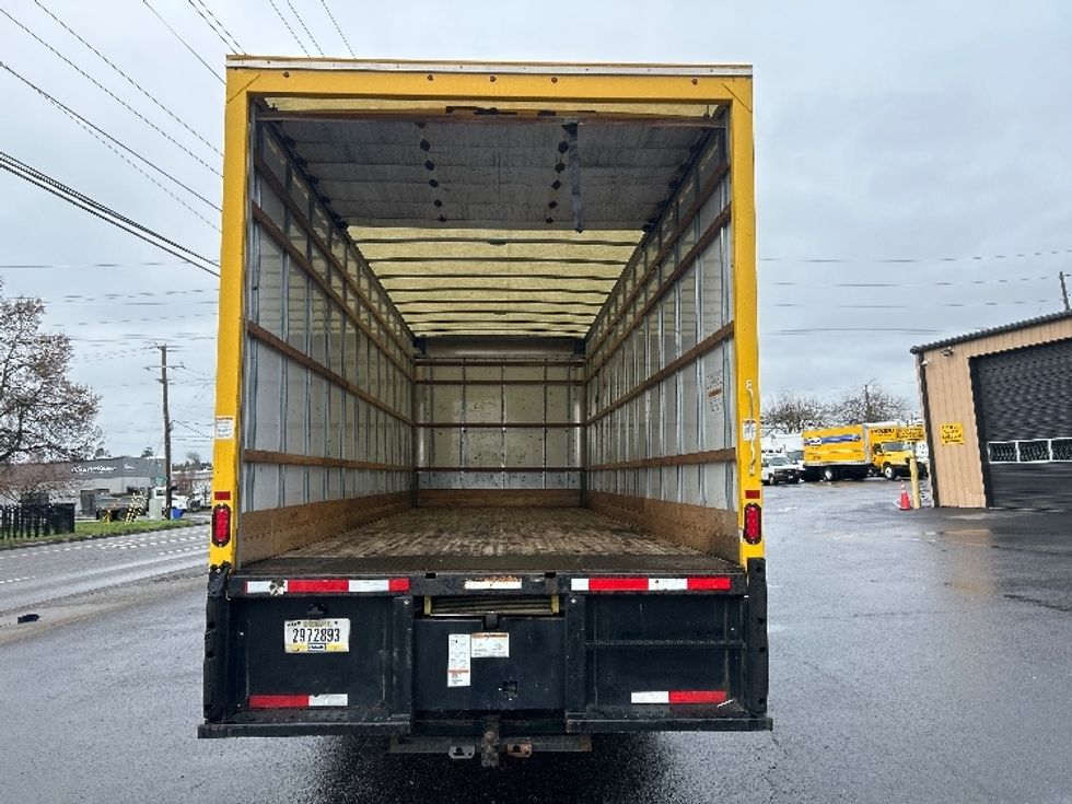 Medium Duty Box Truck-Light and Medium Duty Trucks-International-2021-MV607-Portland-OR-209,794\n\t\tmiles-$ 40,750 - Image 8