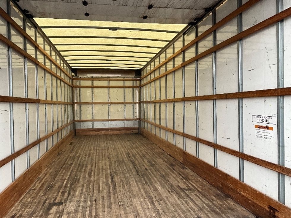 Medium Duty Box Truck-Light and Medium Duty Trucks-International-2021-MV607-Portland-OR-232,538\n\t\tmiles-$ 36,000 - Image 12