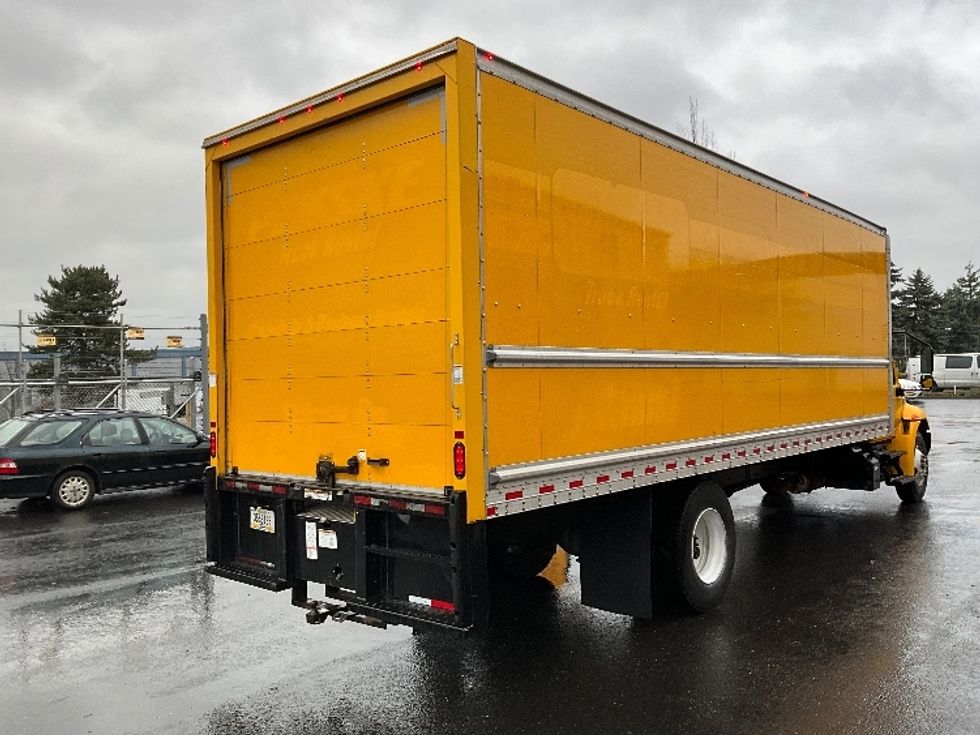 Medium Duty Box Truck-Light and Medium Duty Trucks-International-2021-MV607-Portland-OR-232,538\n\t\tmiles-$ 36,000 - Image 14