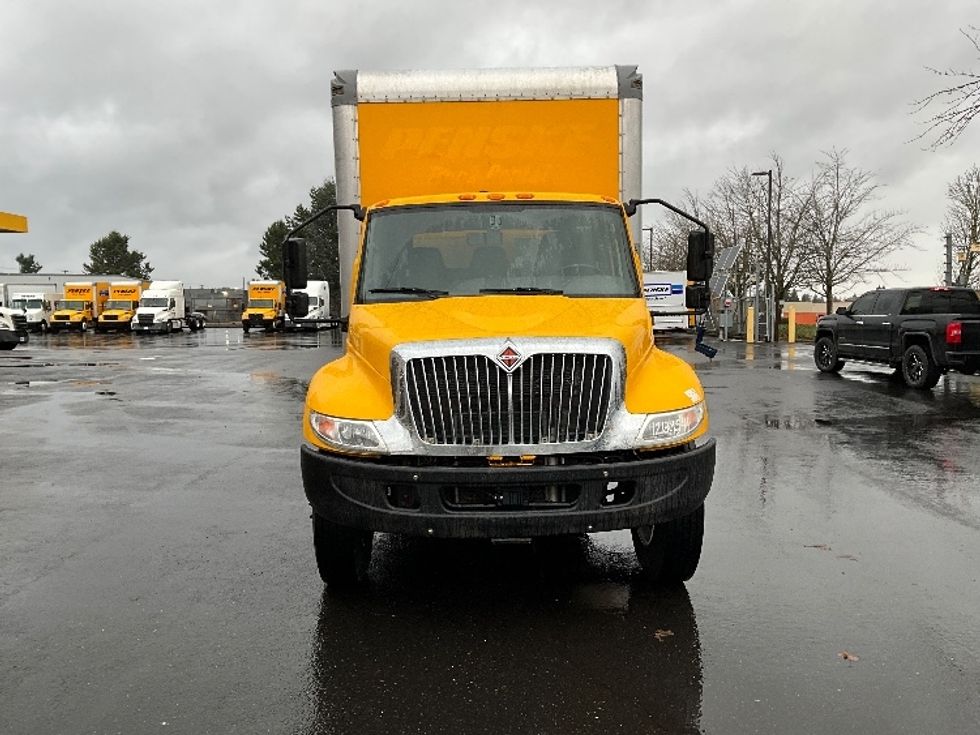 Medium Duty Box Truck-Light and Medium Duty Trucks-International-2021-MV607-Portland-OR-232,538\n\t\tmiles-$ 36,000 - Image 2