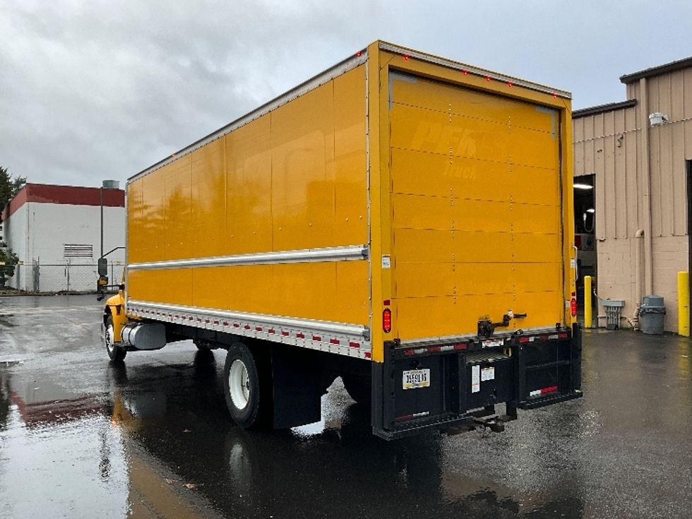 Medium Duty Box Truck-Light and Medium Duty Trucks-International-2021-MV607-Portland-OR-232,538\n\t\tmiles-$ 36,000 - Image 6