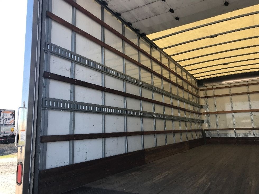 Medium Duty Box Truck-Light and Medium Duty Trucks-International-2021-MV607-Pottsville-PA-124,646\n\t\tmiles-$ 61,750 - Image 11