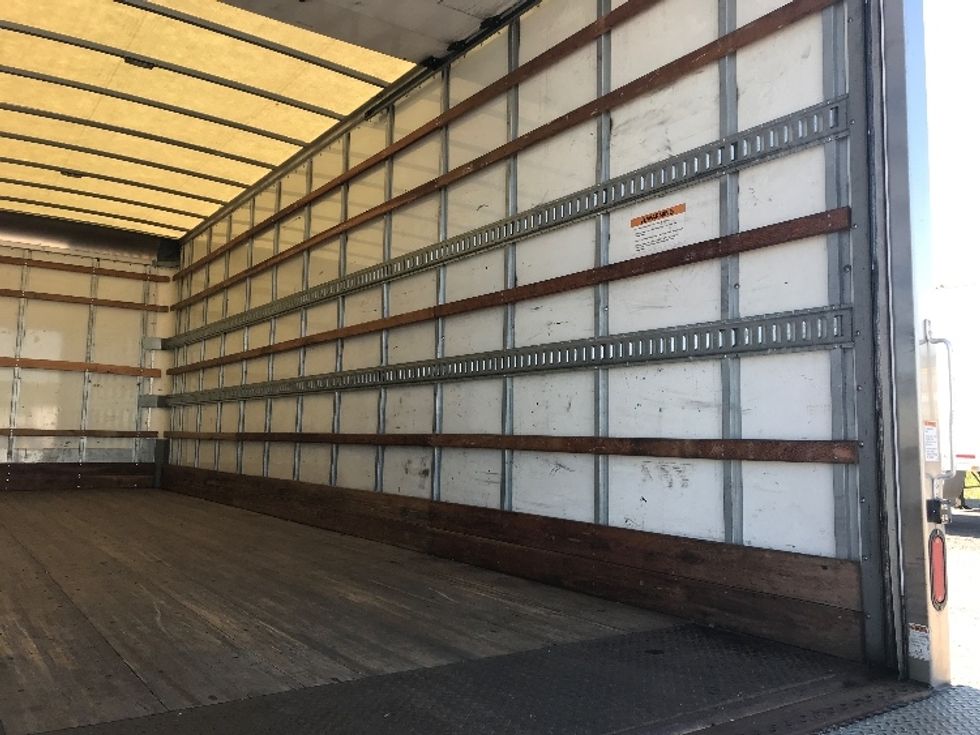 Medium Duty Box Truck-Light and Medium Duty Trucks-International-2021-MV607-Pottsville-PA-124,646\n\t\tmiles-$ 61,750 - Image 12
