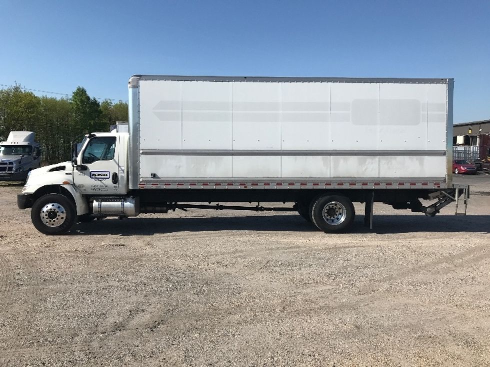 Medium Duty Box Truck-Light and Medium Duty Trucks-International-2021-MV607-Pottsville-PA-124,646\n\t\tmiles-$ 61,750 - Image 4