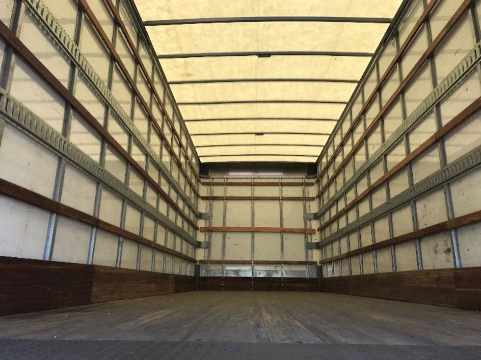 Medium Duty Box Truck-Light and Medium Duty Trucks-International-2021-MV607-Pottsville-PA-124,646\n\t\tmiles-$ 61,750 - Image 8