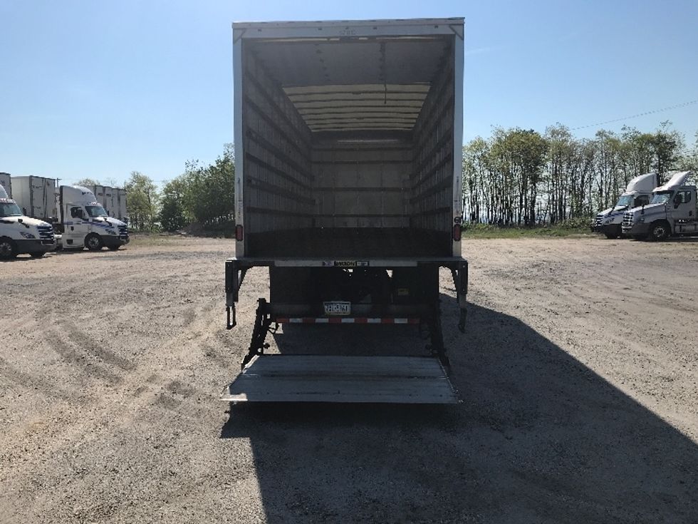 Medium Duty Box Truck-Light and Medium Duty Trucks-International-2021-MV607-Pottsville-PA-124,646\n\t\tmiles-$ 61,750 - Image 9