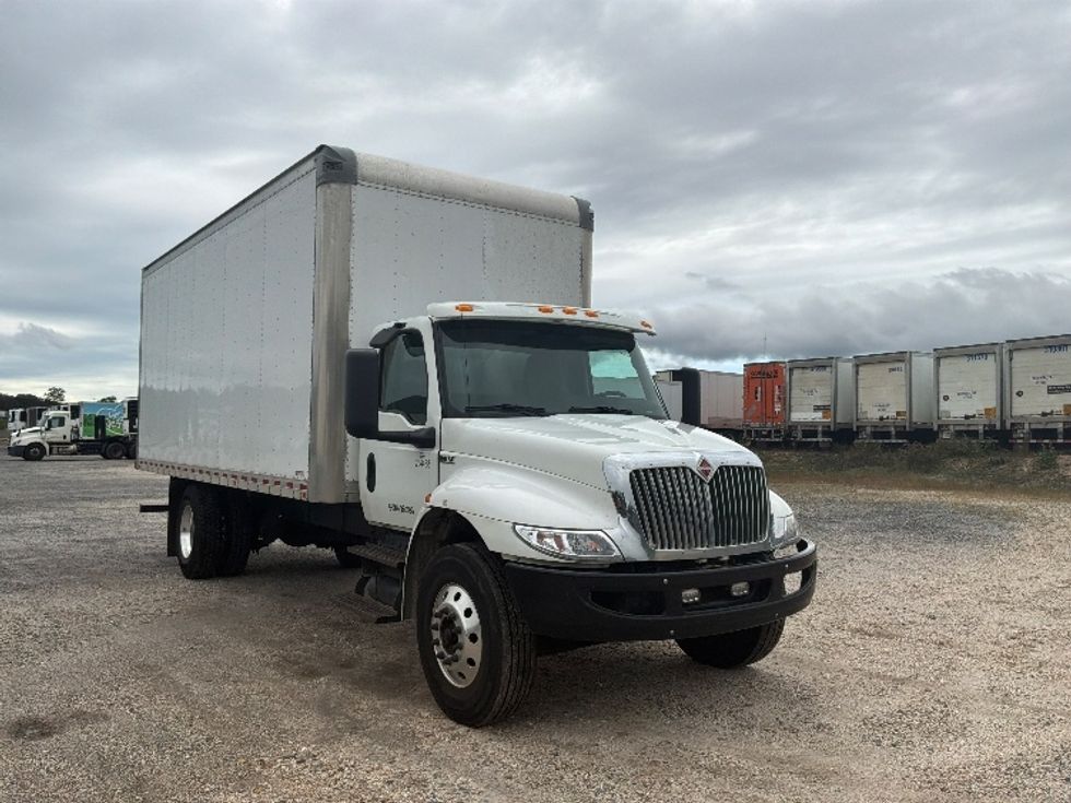 Medium Duty Box Truck-Light and Medium Duty Trucks-International-2021-MV607-Pottsville-PA-189,582\n\t\tmiles-$ 46,750 - Image 1