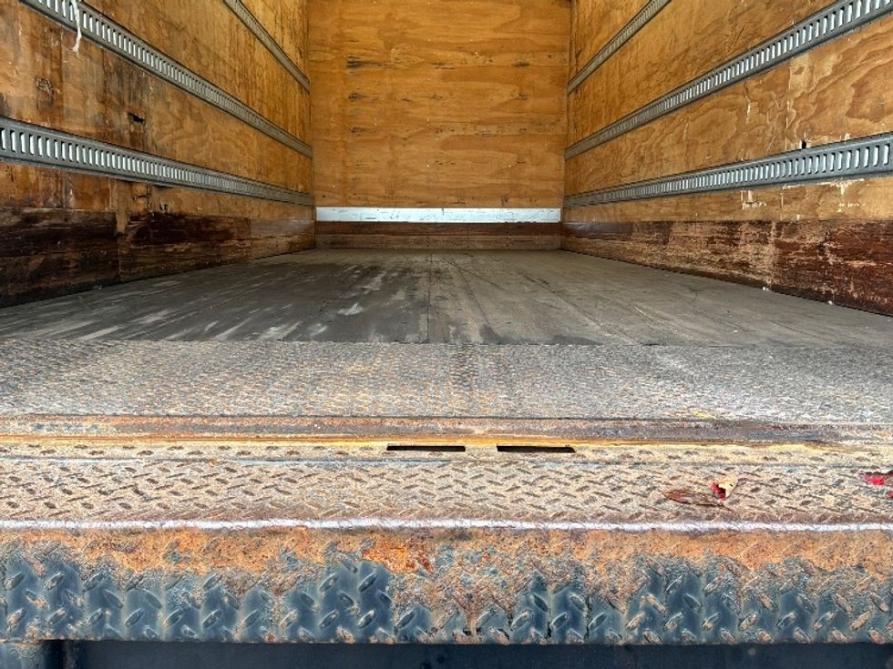 Medium Duty Box Truck-Light and Medium Duty Trucks-International-2021-MV607-Pottsville-PA-189,582\n\t\tmiles-$ 46,750 - Image 10