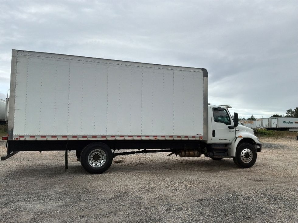 Medium Duty Box Truck-Light and Medium Duty Trucks-International-2021-MV607-Pottsville-PA-189,582\n\t\tmiles-$ 46,750 - Image 14