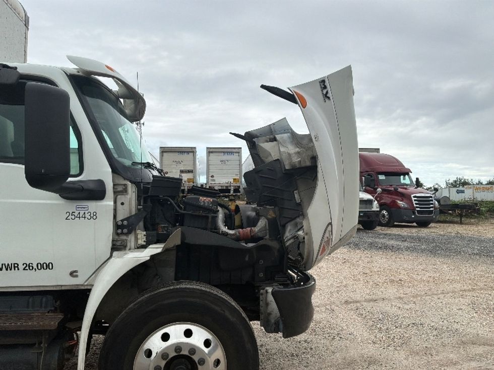 Medium Duty Box Truck-Light and Medium Duty Trucks-International-2021-MV607-Pottsville-PA-189,582\n\t\tmiles-$ 46,750 - Image 23
