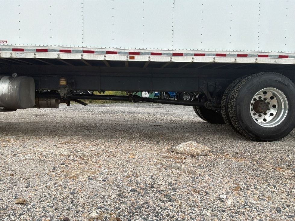 Medium Duty Box Truck-Light and Medium Duty Trucks-International-2021-MV607-Pottsville-PA-189,582\n\t\tmiles-$ 46,750 - Image 5