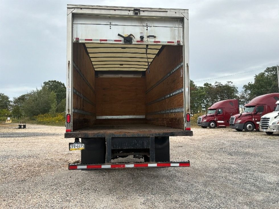 Medium Duty Box Truck-Light and Medium Duty Trucks-International-2021-MV607-Pottsville-PA-189,582\n\t\tmiles-$ 46,750 - Image 9