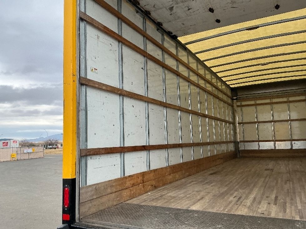 Medium Duty Box Truck-Light and Medium Duty Trucks-International-2021-MV607-Prescott Valley-AZ-242,026\n\t\tmiles-$ 34,500 - Image 10