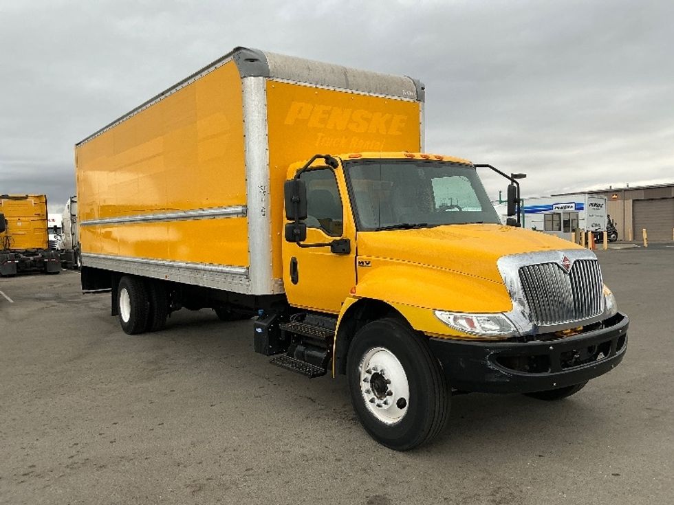 Medium Duty Box Truck-Light and Medium Duty Trucks-International-2021-MV607-Prescott Valley-AZ-242,026\n\t\tmiles-$ 34,500 - Image 1