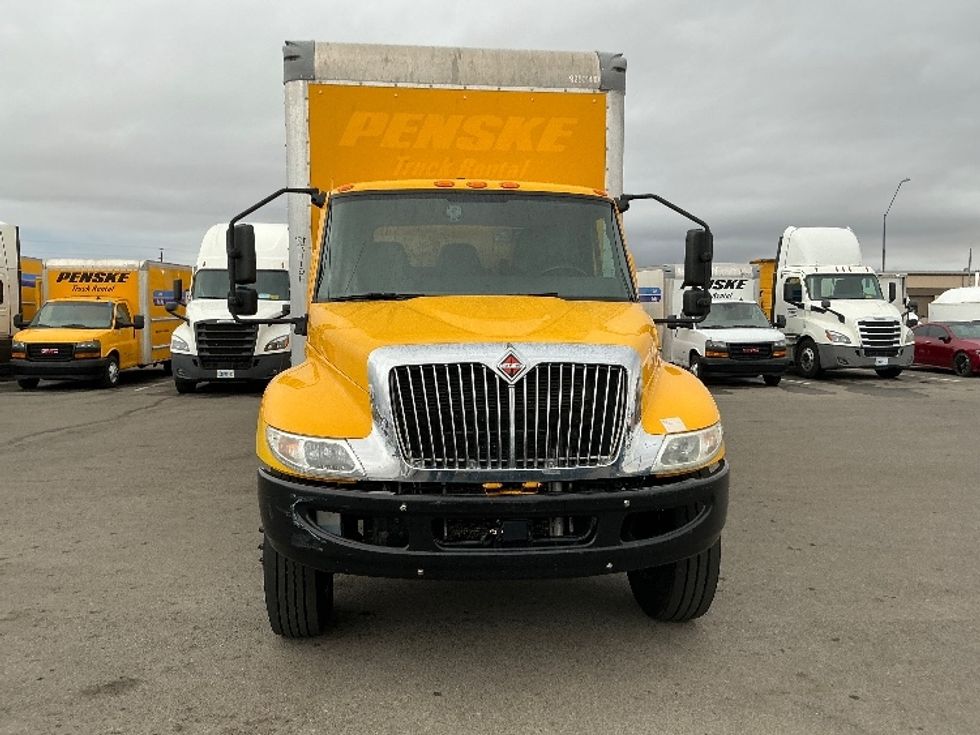 Medium Duty Box Truck-Light and Medium Duty Trucks-International-2021-MV607-Prescott Valley-AZ-242,026\n\t\tmiles-$ 34,500 - Image 2