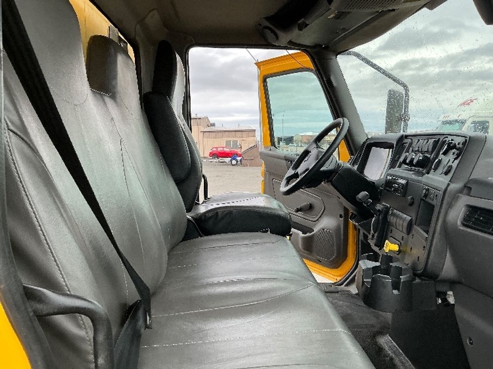 Medium Duty Box Truck-Light and Medium Duty Trucks-International-2021-MV607-Prescott Valley-AZ-242,026\n\t\tmiles-$ 34,500 - Image 21