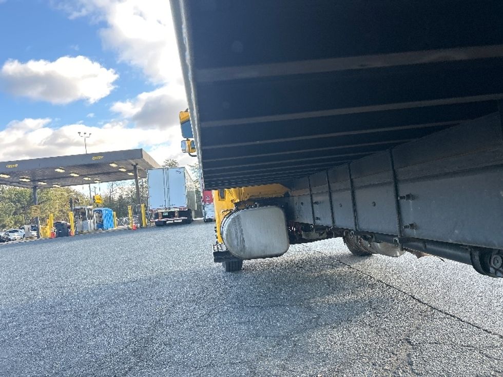 Medium Duty Box Truck-Light and Medium Duty Trucks-International-2021-MV607-Prince George-VA-154,429\n\t\tmiles-$ 43,750 - Image 5
