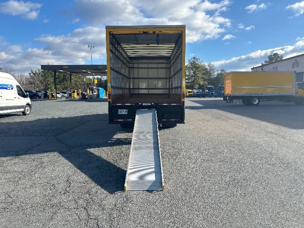 Medium Duty Box Truck-Light and Medium Duty Trucks-International-2021-MV607-Prince George-VA-154,429\n\t\tmiles-$ 43,750 - Image 9