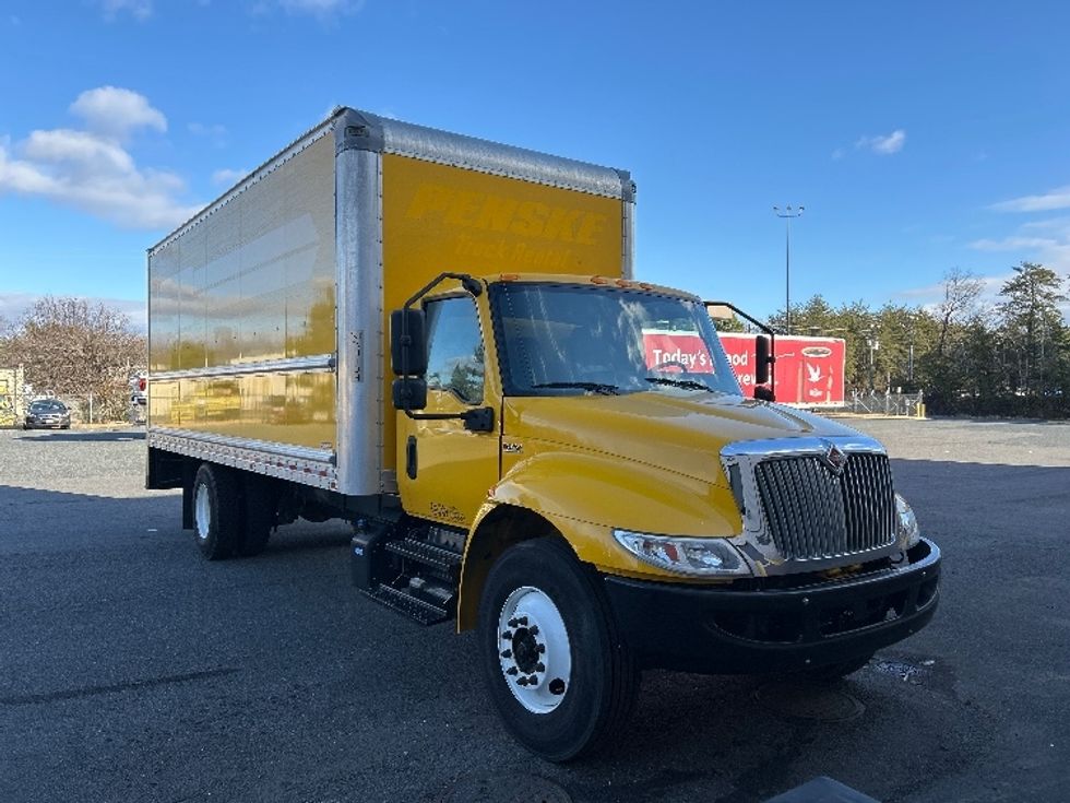 Medium Duty Box Truck-Light and Medium Duty Trucks-International-2021-MV607-Prince George-VA-168,418\n\t\tmiles-$ 41,750 - Image 1