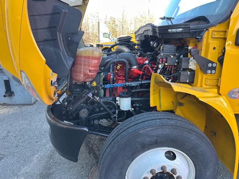 Medium Duty Box Truck-Light and Medium Duty Trucks-International-2021-MV607-Prince George-VA-168,418\n\t\tmiles-$ 41,750 - Image 24