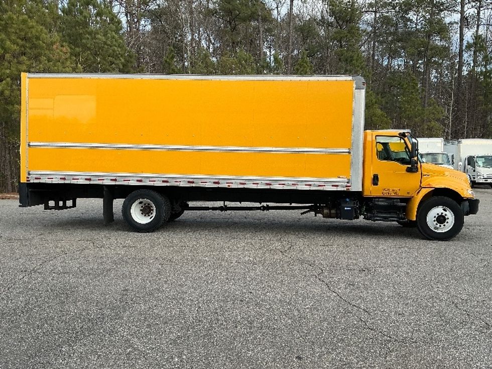 Medium Duty Box Truck-Light and Medium Duty Trucks-International-2021-MV607-Prince George-VA-204,138\n\t\tmiles-$ 42,750 - Image 15