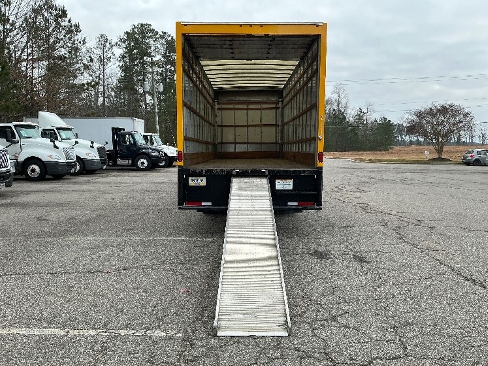 Medium Duty Box Truck-Light and Medium Duty Trucks-International-2021-MV607-Prince George-VA-209,840\n\t\tmiles-$ 42,000 - Image 9