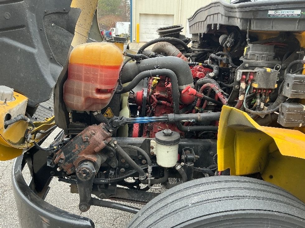 Medium Duty Box Truck-Light and Medium Duty Trucks-International-2021-MV607-Prince George-VA-209,840\n\t\tmiles-$ 42,000 - Image 24